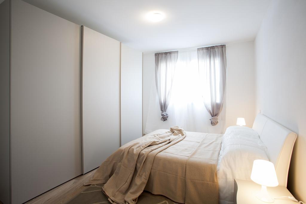 Santa Sofia Apartments بادوفا الغرفة الصورة